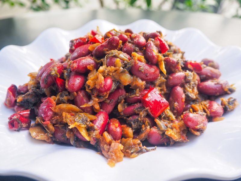 Pickled Mustard Greens with Crispy Red Kidney Beans